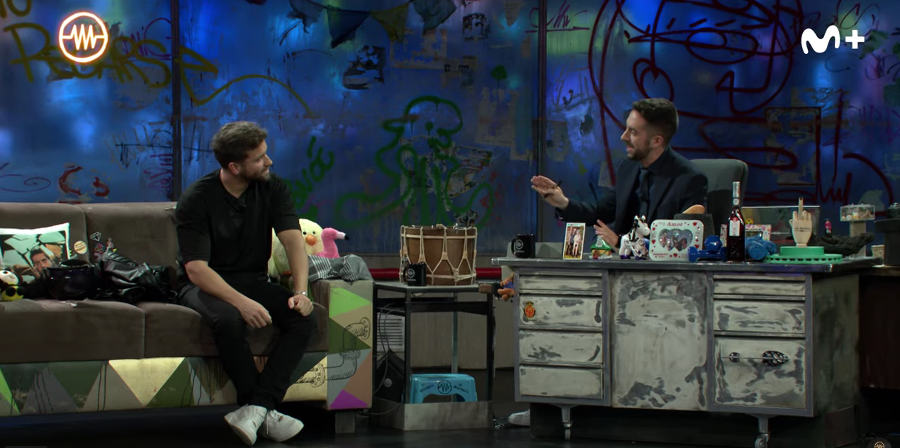 La abogada Elena Ponomareva tras ser rociada por la sustancia verde.